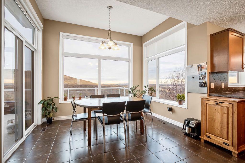 286 Gleneagles View