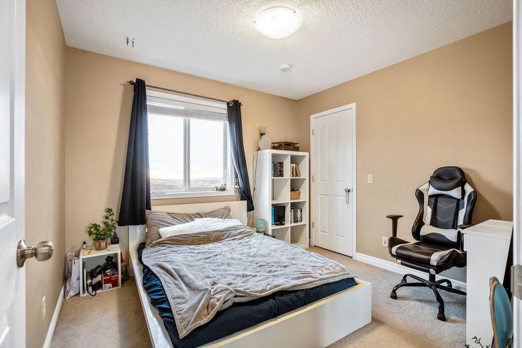 286 Gleneagles View