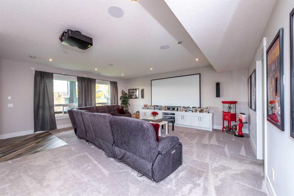 140 Kinniburgh Loop