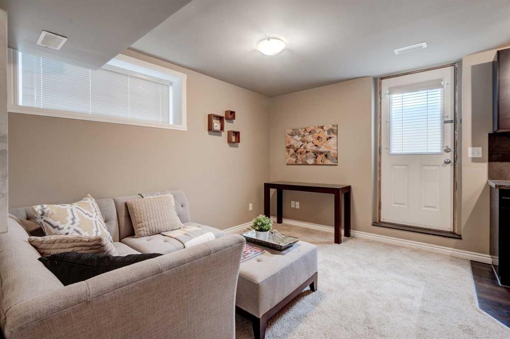 214 Morningside Gardens SW