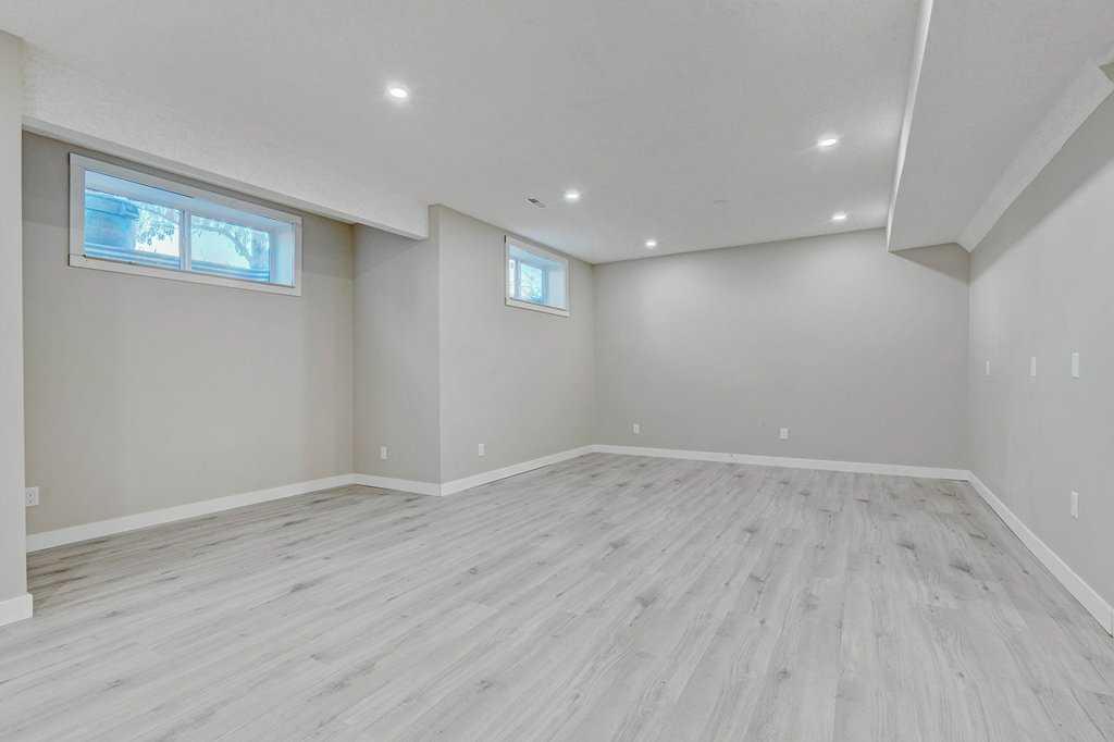 757 Qualicum Beach Bay