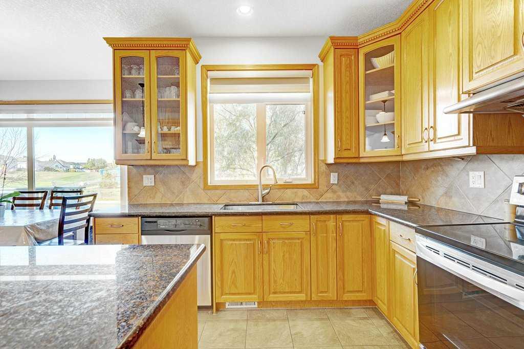 757 Qualicum Beach Bay