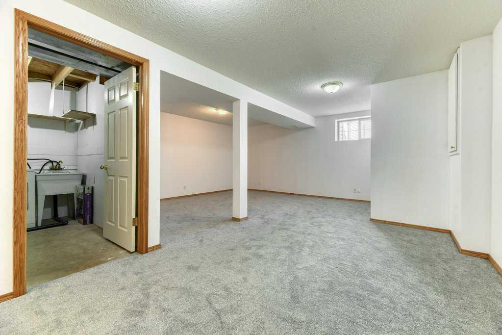 1411 Strathcona Way