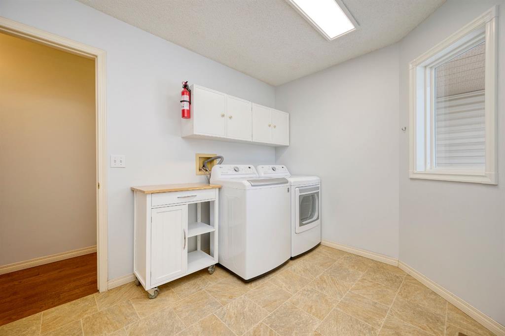 7 Sunset Crescent