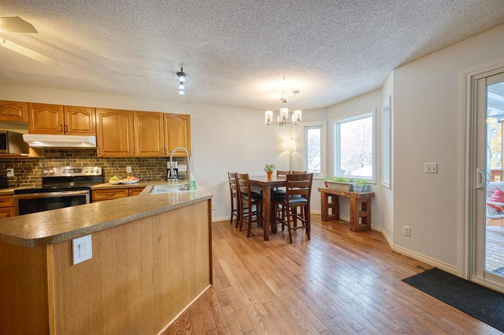 7 Sunset Crescent