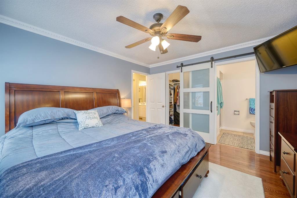 7 Sunset Crescent