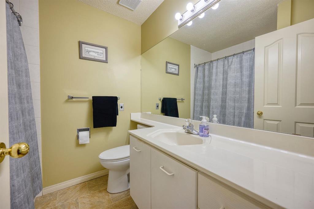 7 Sunset Crescent