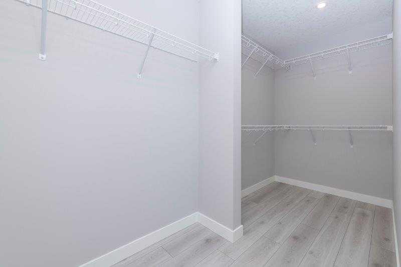 240 Chelsea Manor