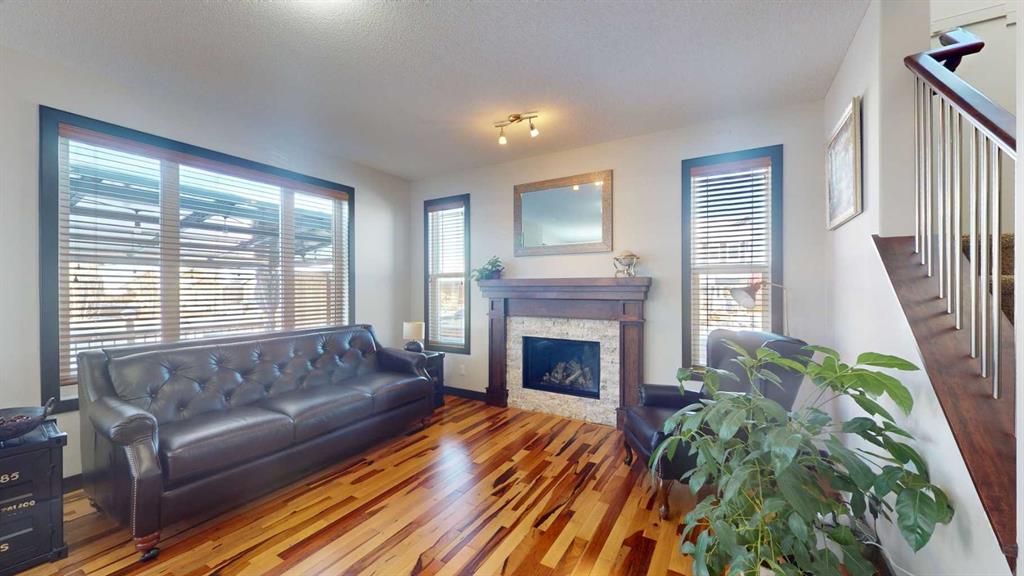 130 Ravenscroft Close SE