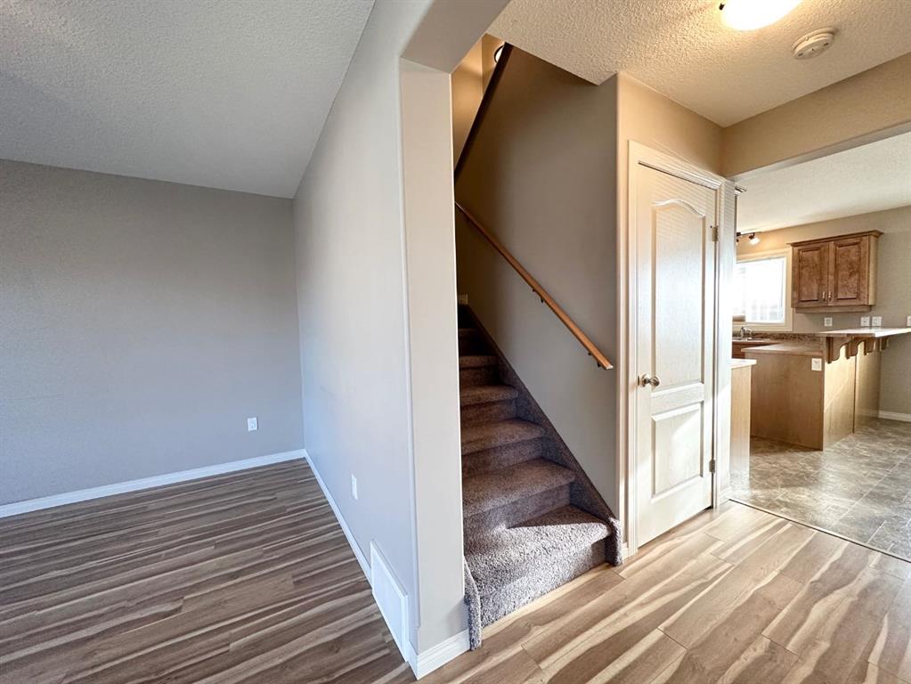7, 71 Rodeo Way
