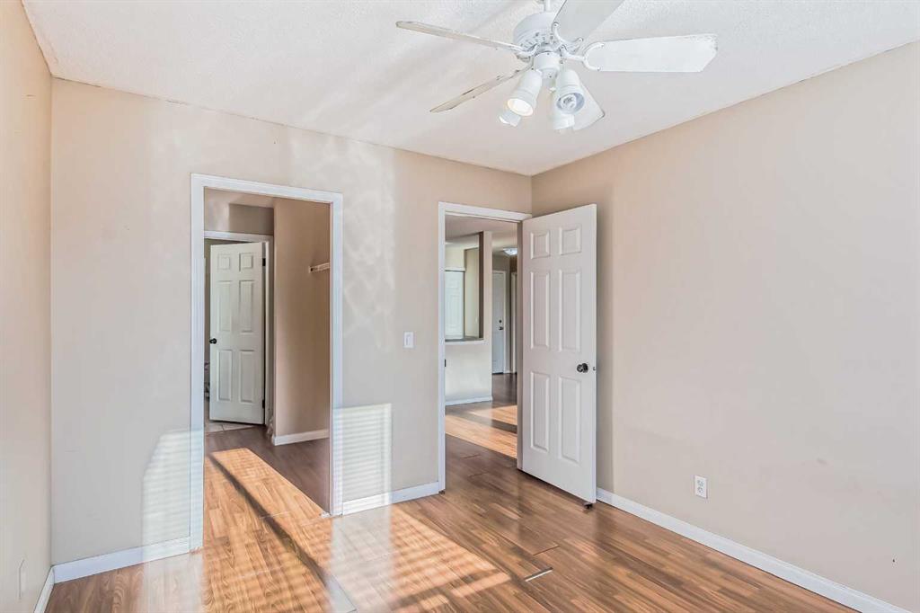 7 Harvest Gold Manor NE, #114