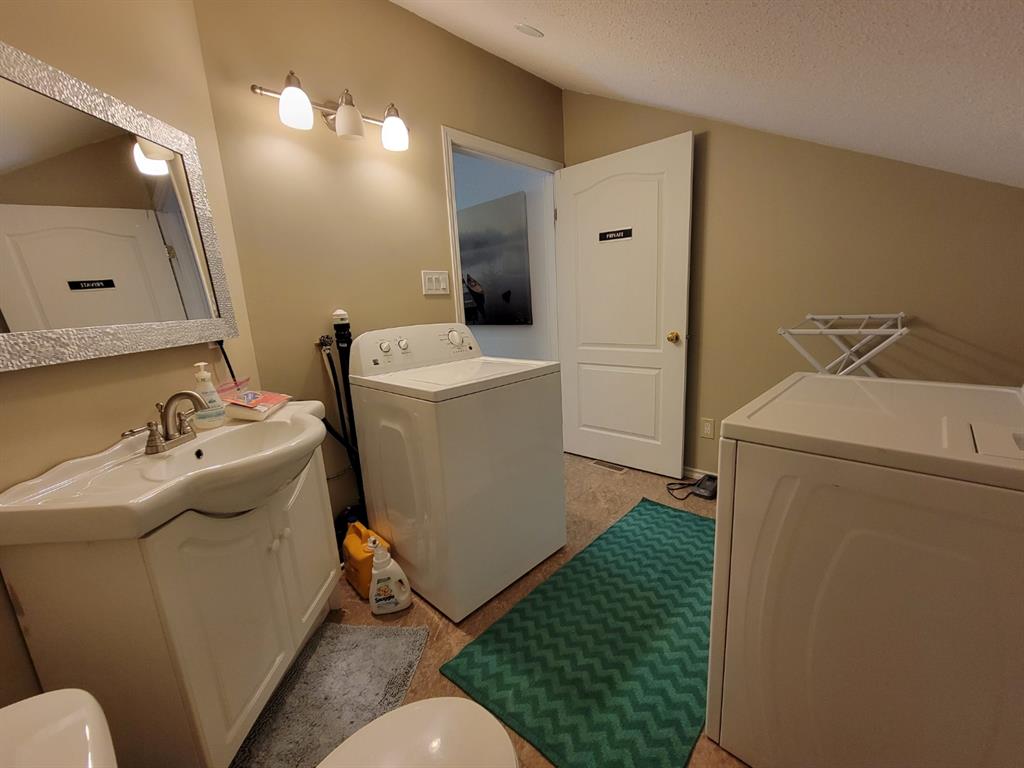 109 Main Street NE, #101, 103, 201, 203