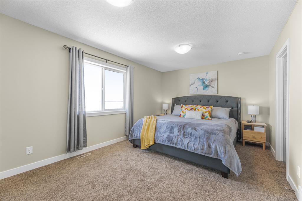 31 Lakewood Mews
