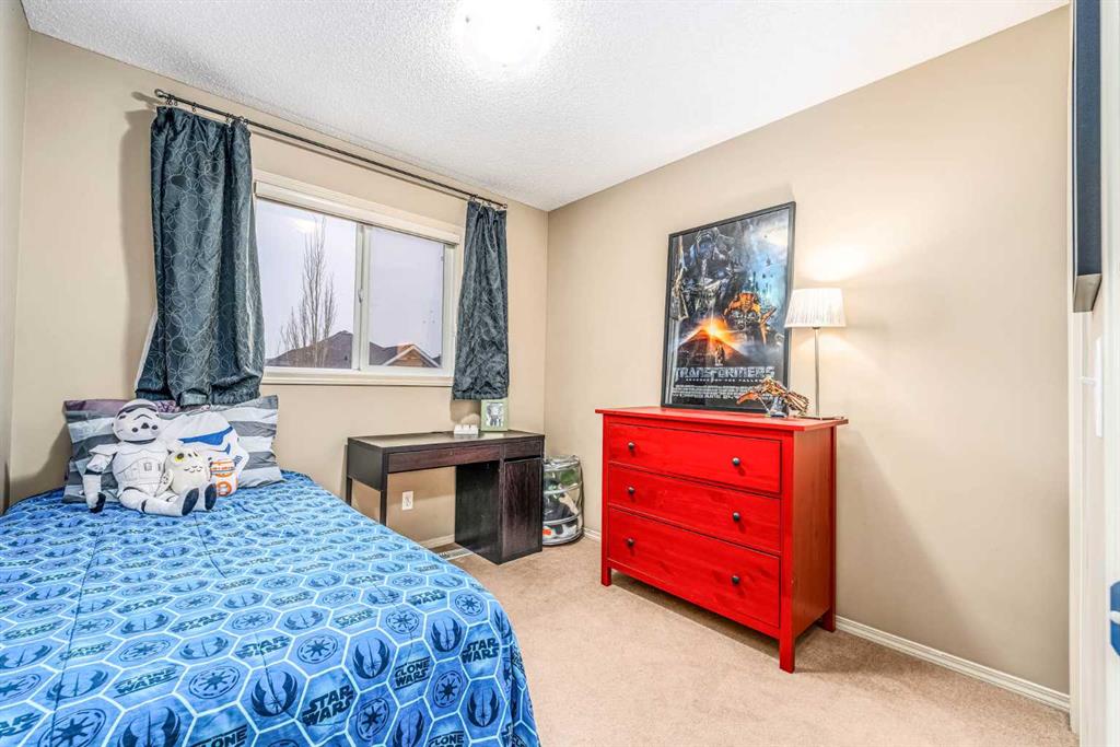 794 River Heights Crescent
