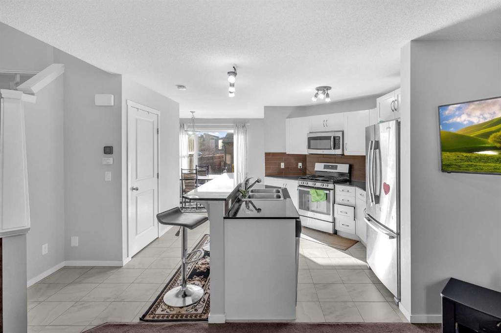 9 Walden Drive SE