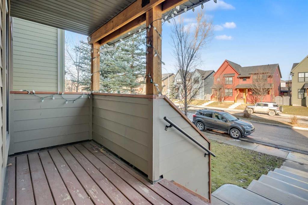 9 Walden Drive SE