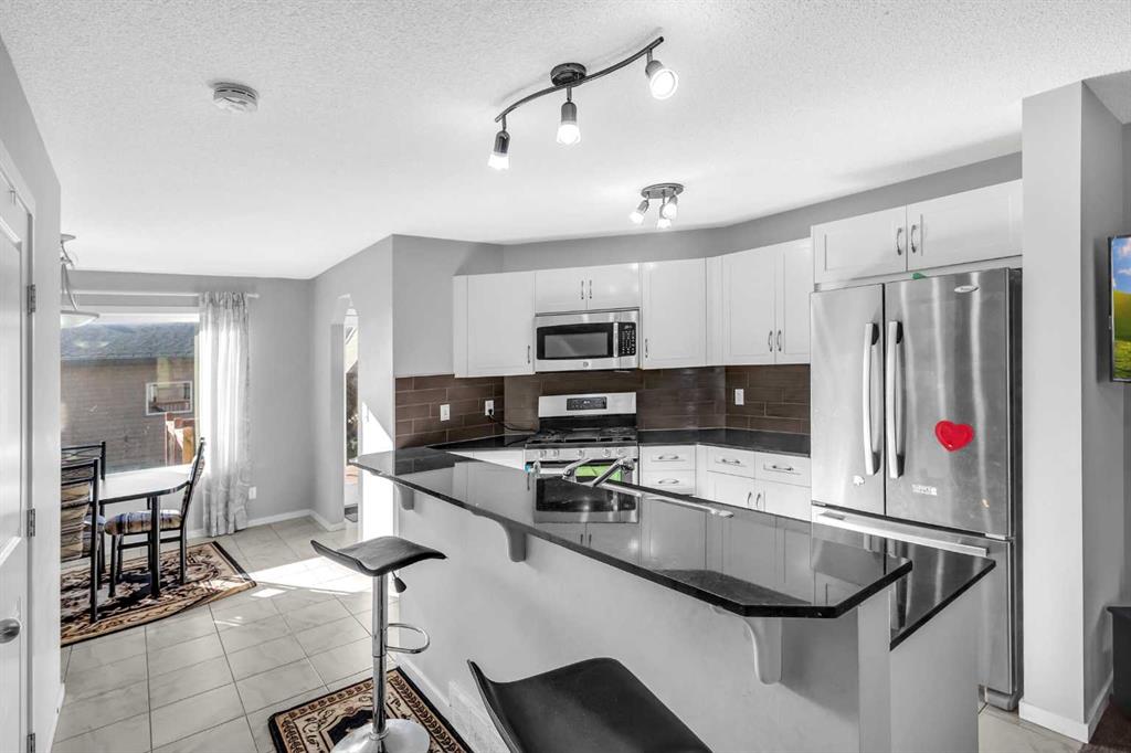 9 Walden Drive SE