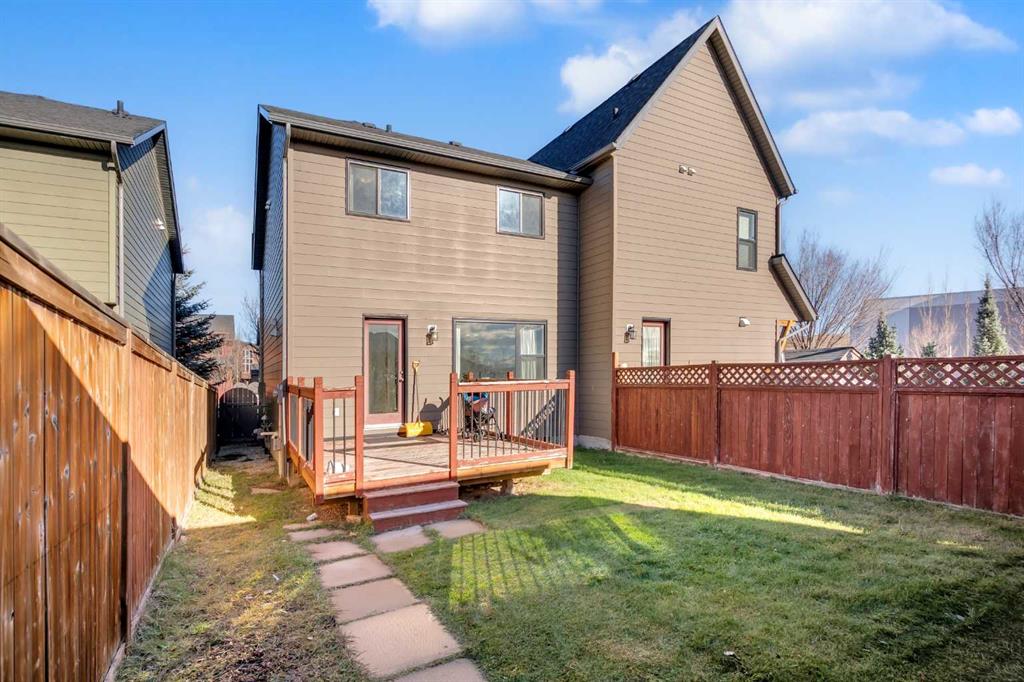 9 Walden Drive SE