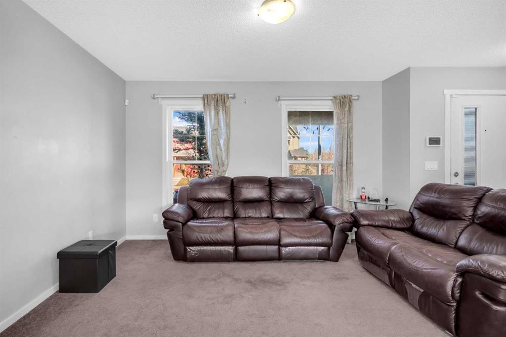 9 Walden Drive SE