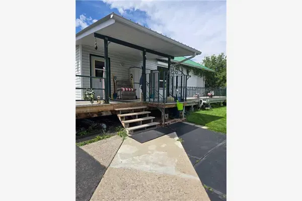 2409 209 Street