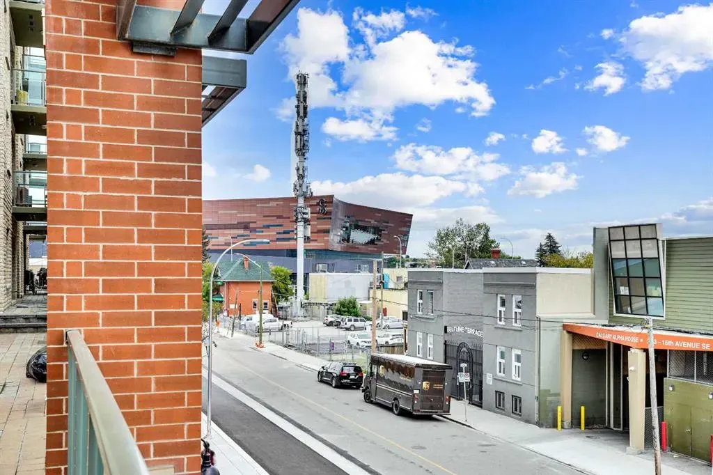 1410 1 Street SE, #210