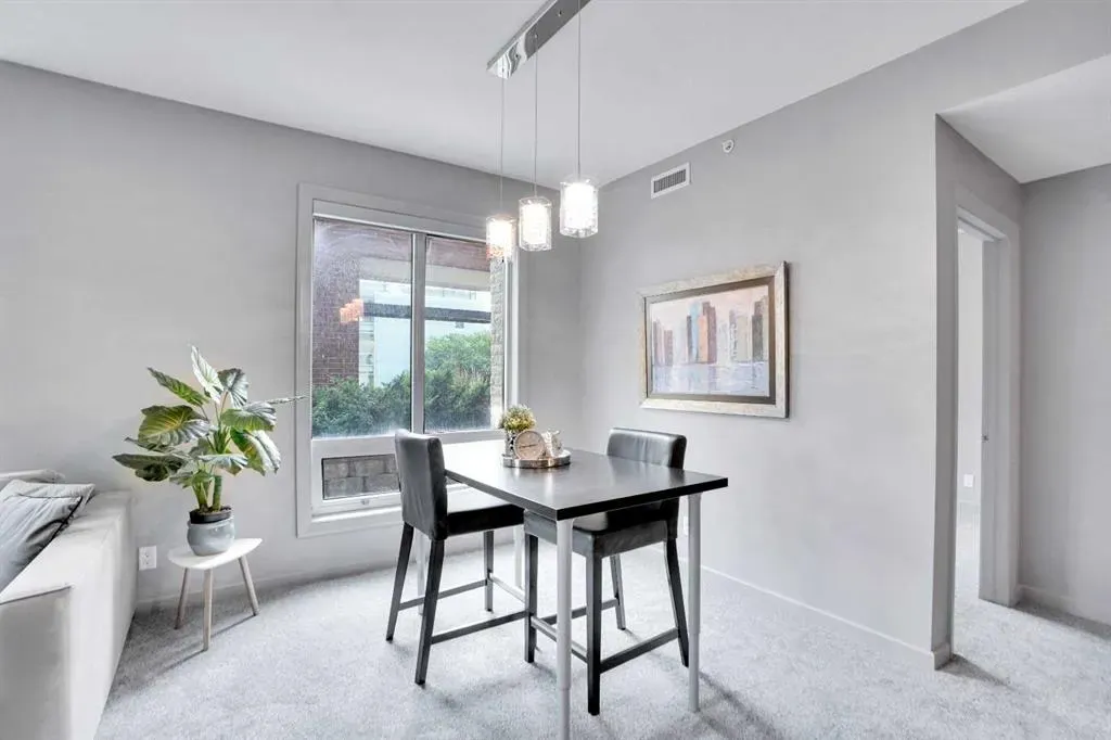 1410 1 Street SE, #210