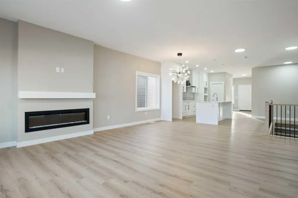 906 Macleod Trail SW