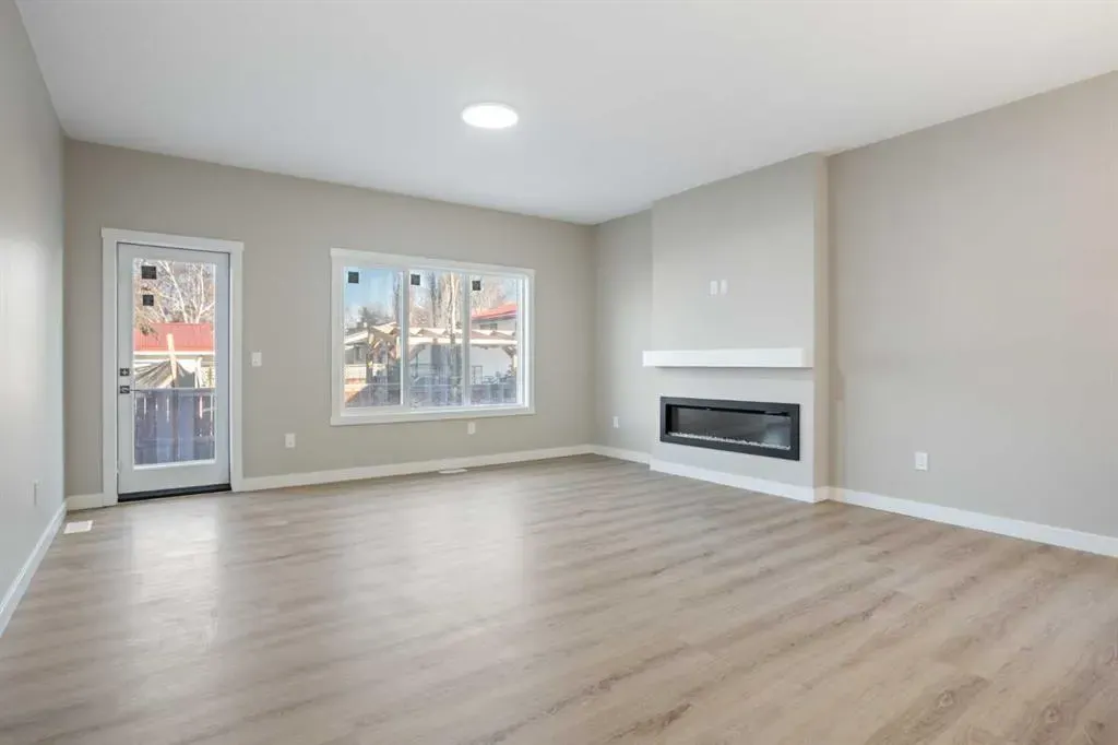 906 Macleod Trail SW