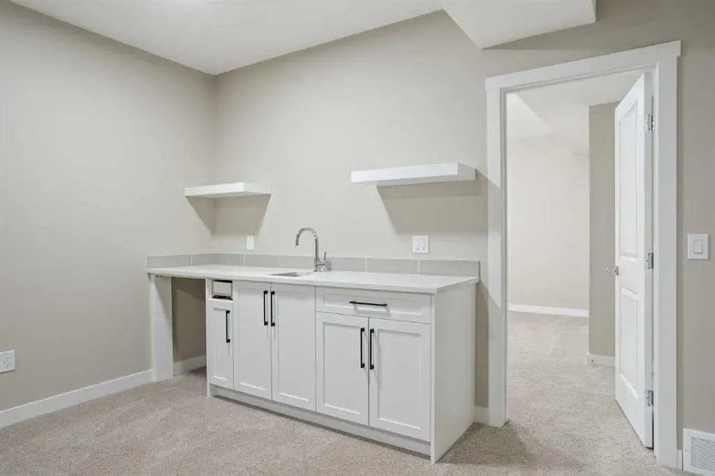 906 Macleod Trail SW