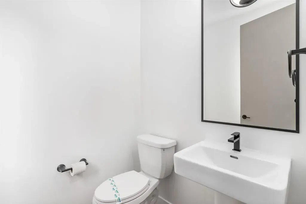 2220 26 Avenue SW, #5