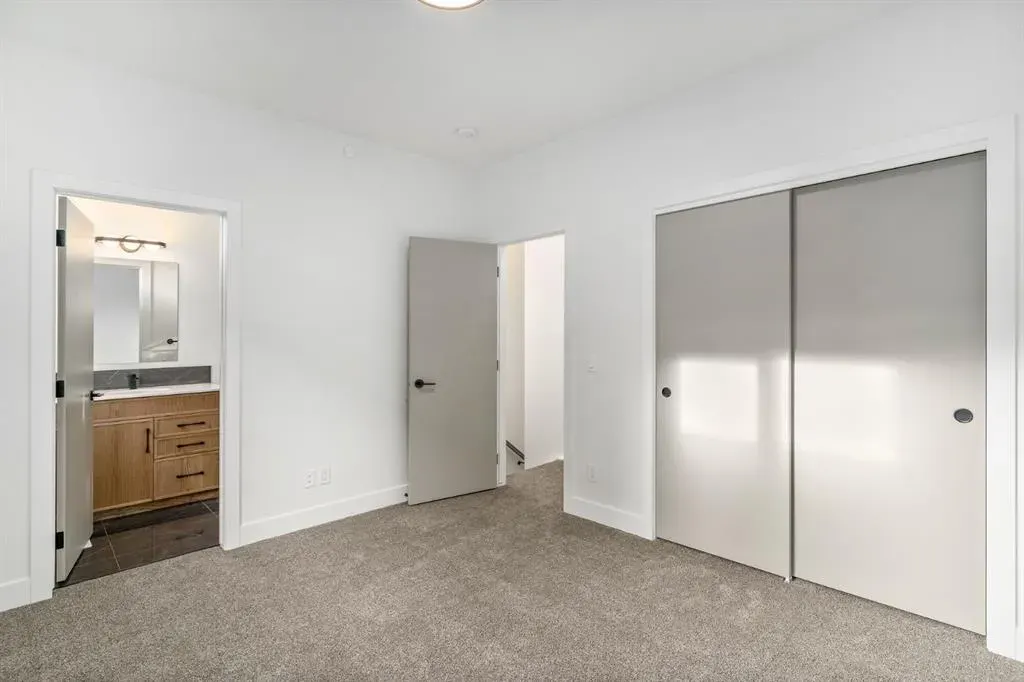 2220 26 Avenue SW, #5