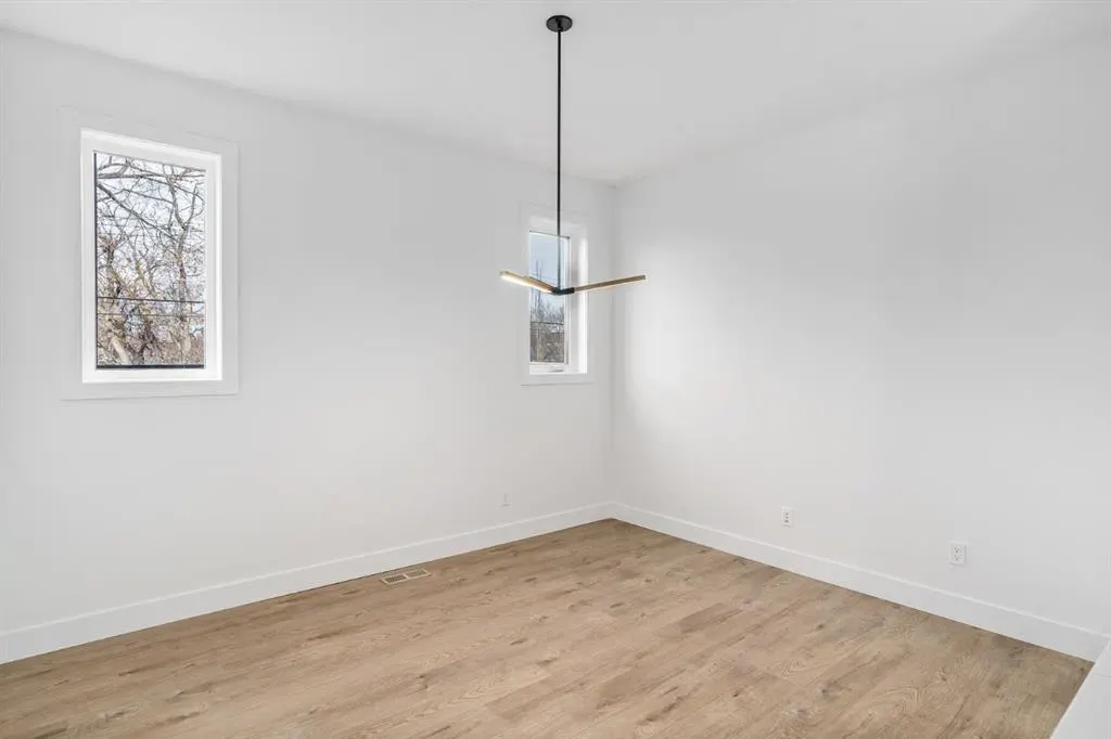 2220 26 Avenue SW, #5