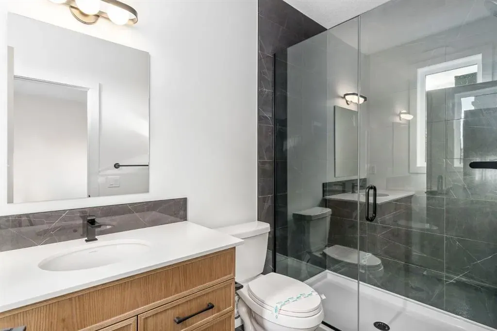 2220 26 Avenue SW, #5