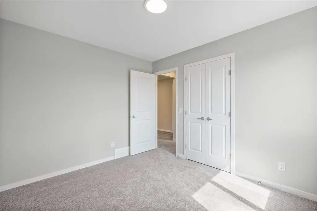 324 Magnolia Crescent SE