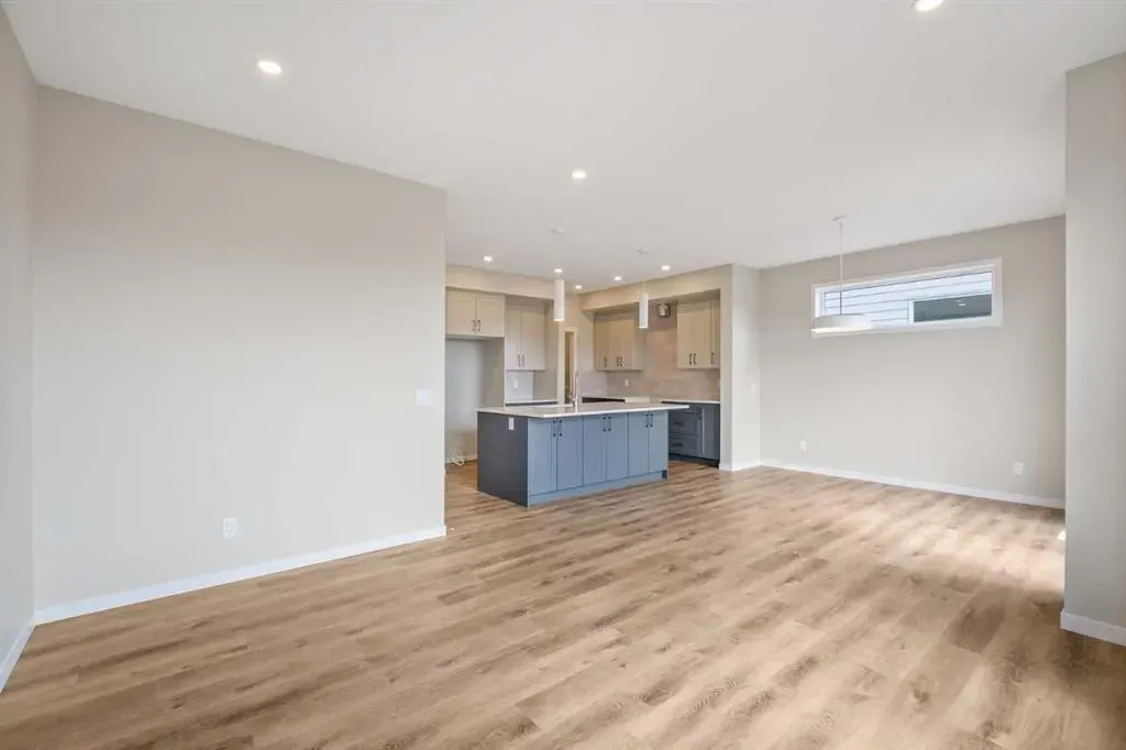 324 Magnolia Crescent SE