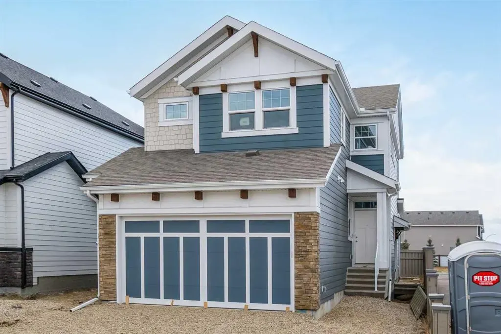 324 Magnolia Crescent SE