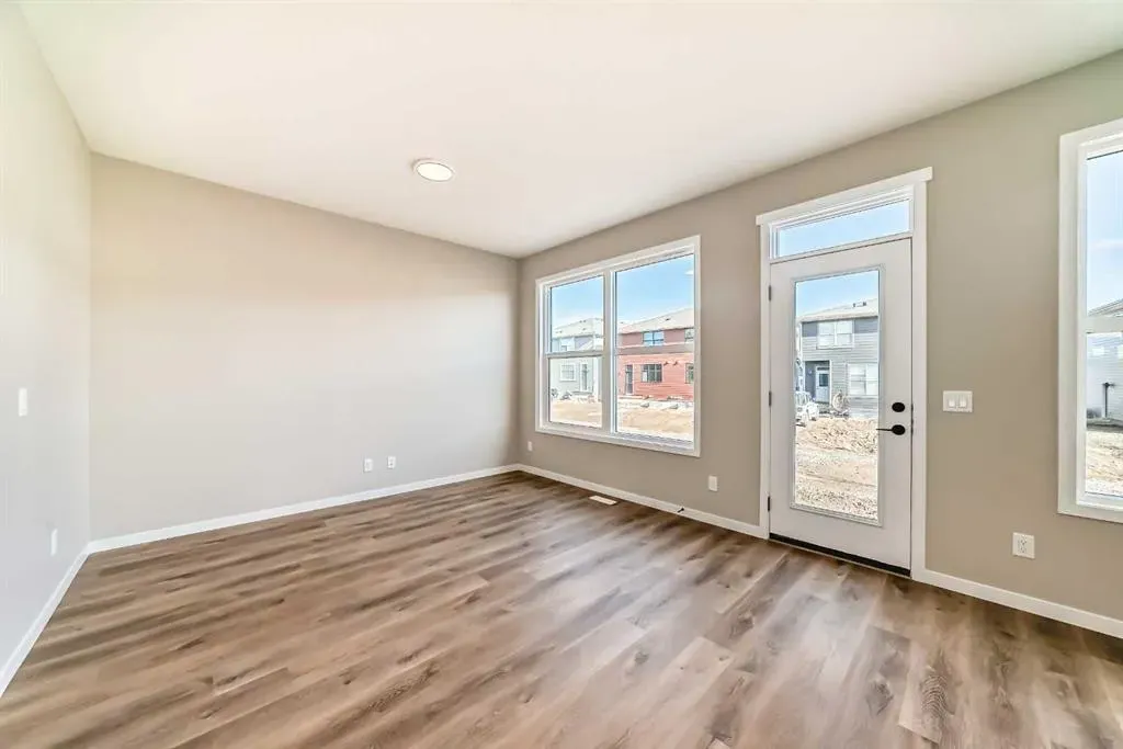 28 Magnolia Green SE