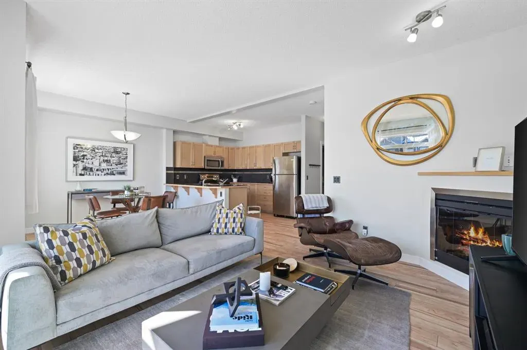 211 Aspen Stone Boulevard SW, #2205