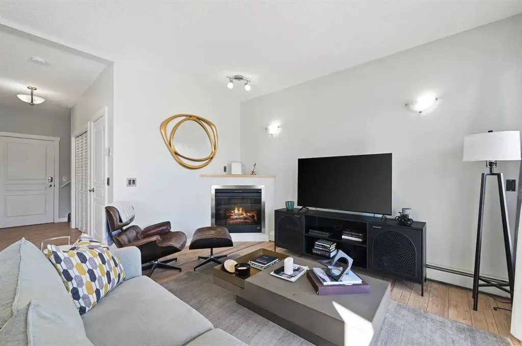 211 Aspen Stone Boulevard SW, #2205