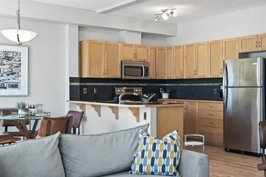 211 Aspen Stone Boulevard SW, #2205