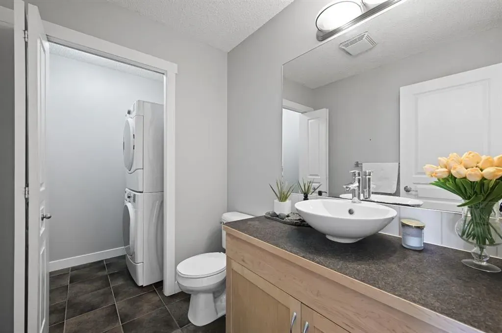 211 Aspen Stone Boulevard SW, #2205