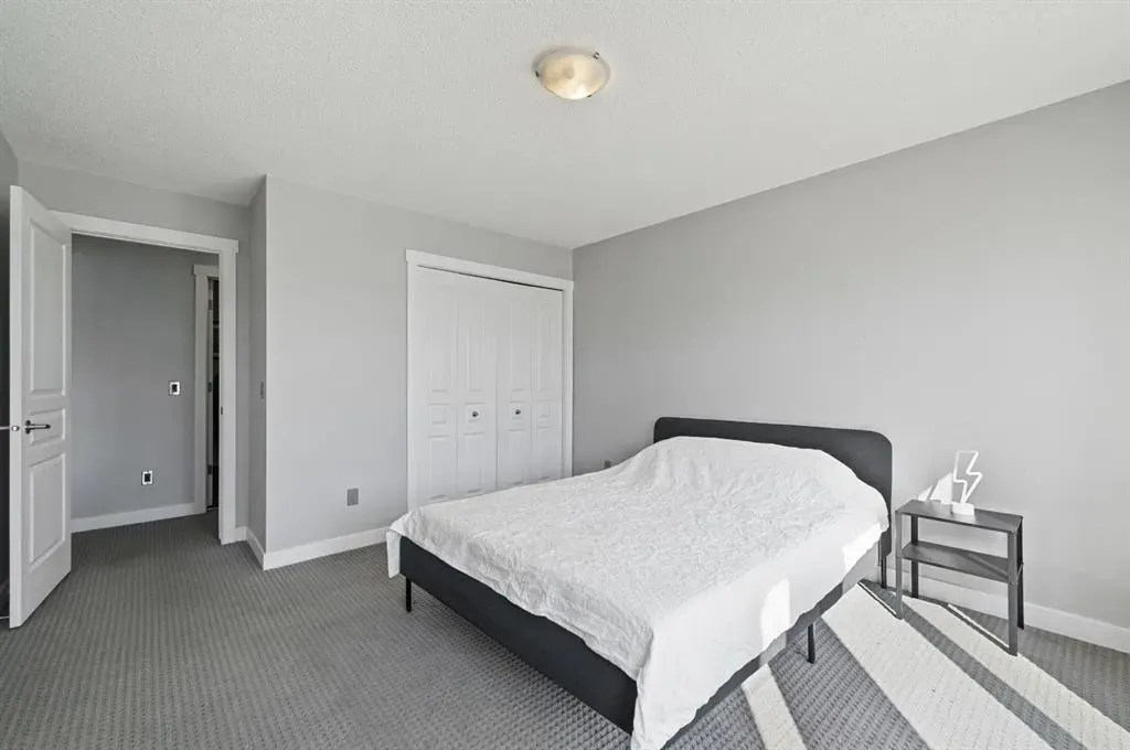 211 Aspen Stone Boulevard SW, #2205