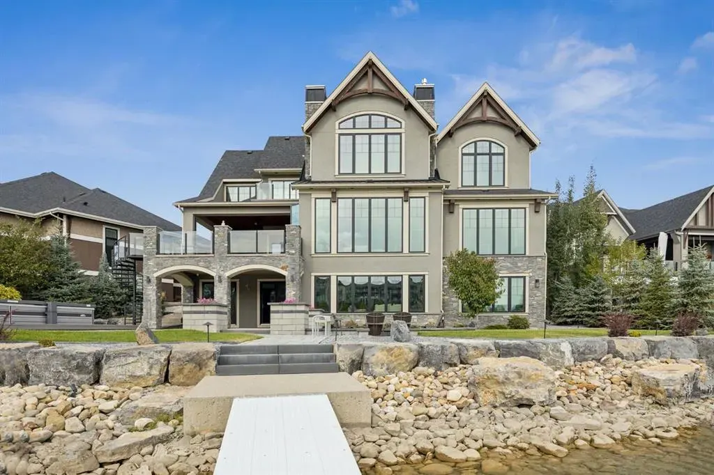 55 Mahogany Island SE