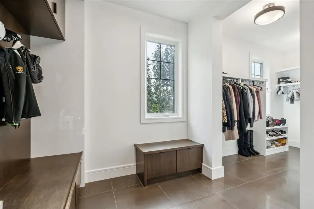 55 Mahogany Island SE