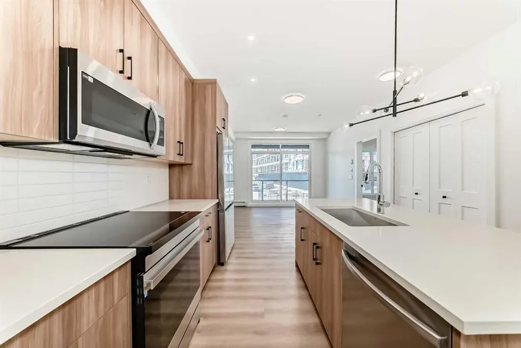1802 Mahogany Boulevard SE, #8202