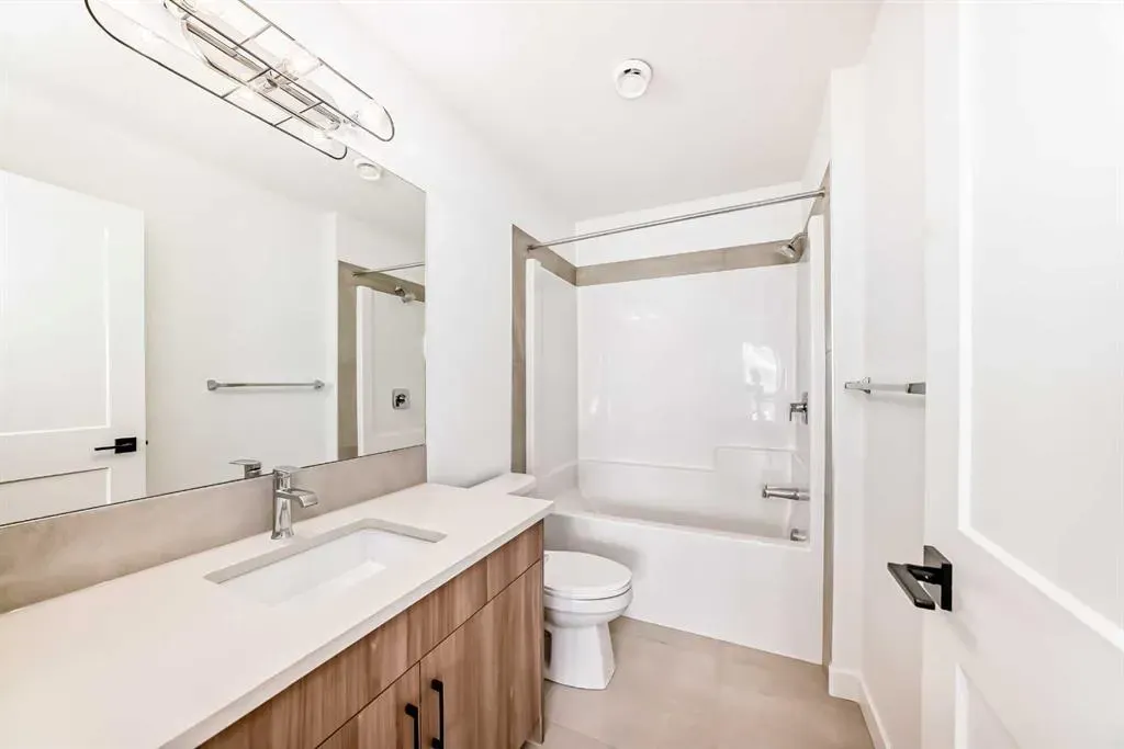 1802 Mahogany Boulevard SE, #8202