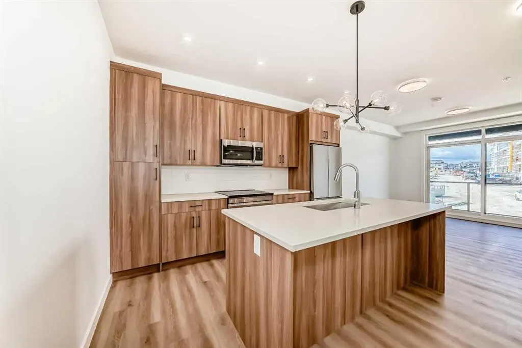 1802 Mahogany Boulevard SE, #8202