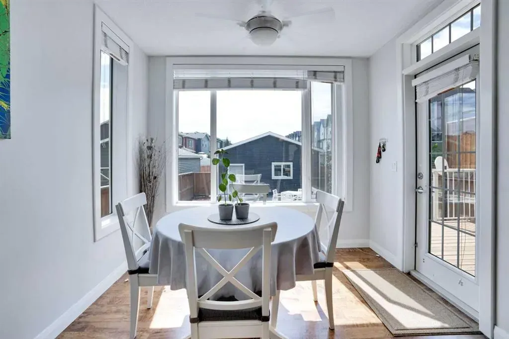 51 evanscrest Common NW