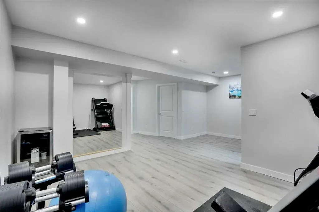 51 evanscrest Common NW