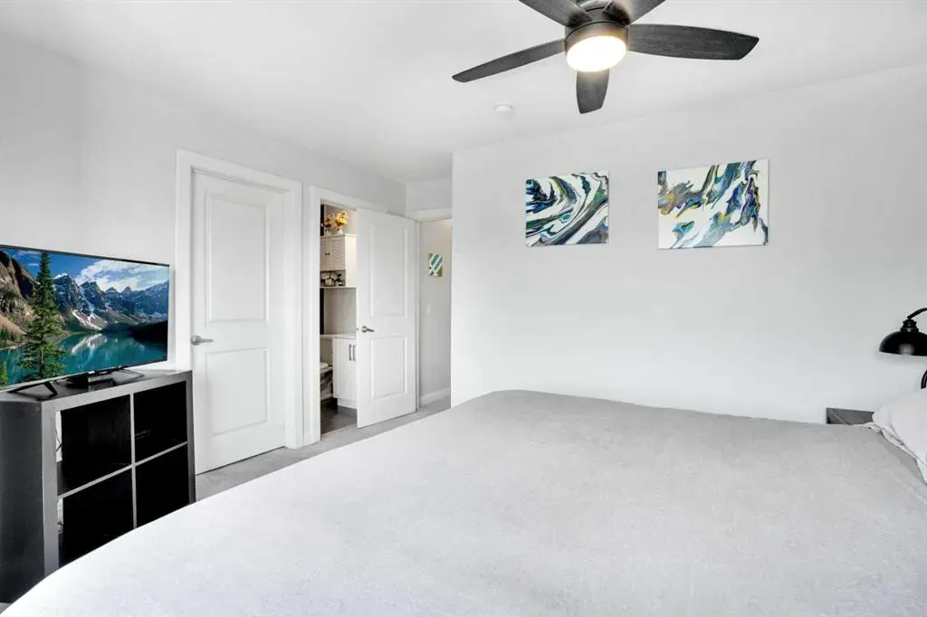 51 evanscrest Common NW